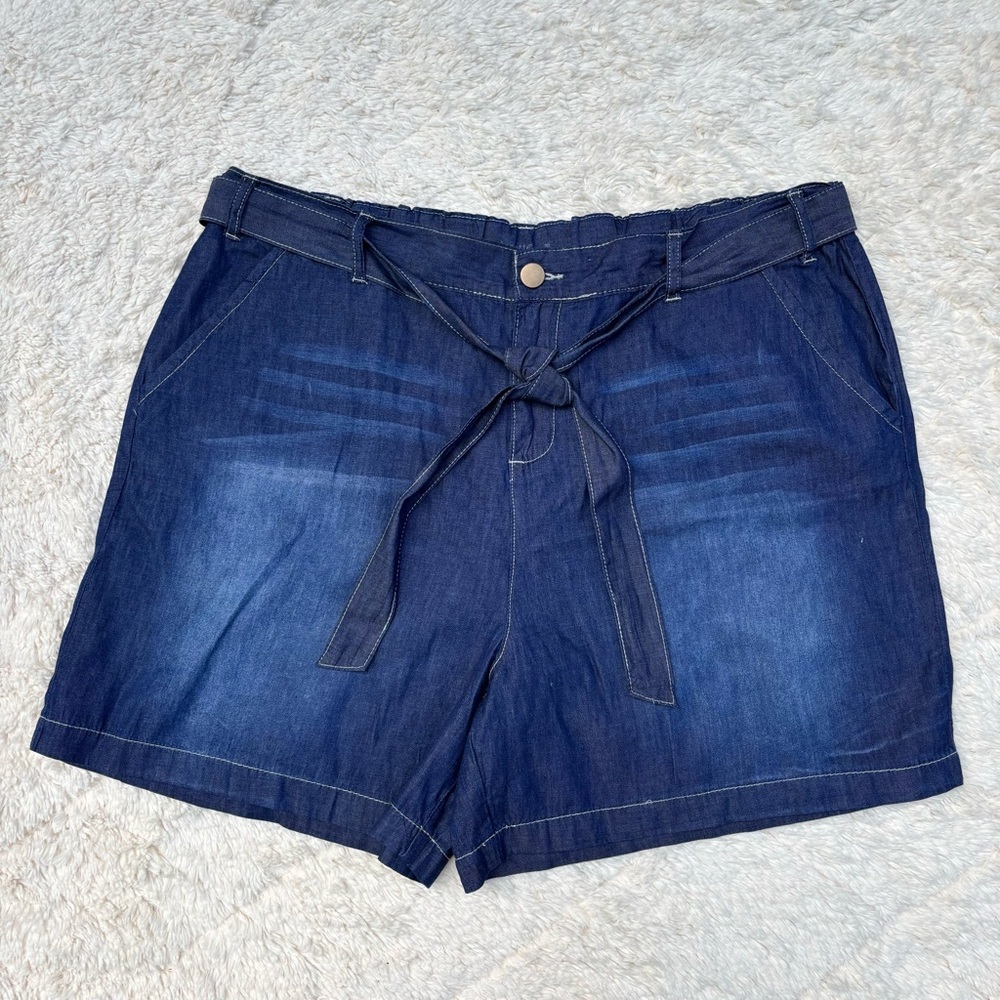 Loralette | blue belted cotton shorts plus size